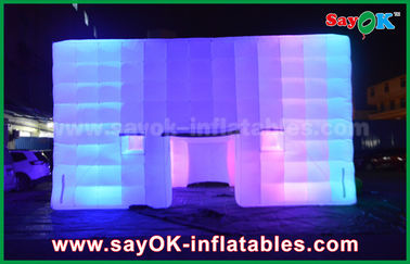 le PVC extérieur gonflable de tente a enduit la tente gonflable de cube géant du ventilateur de lumière/de changement de couleur