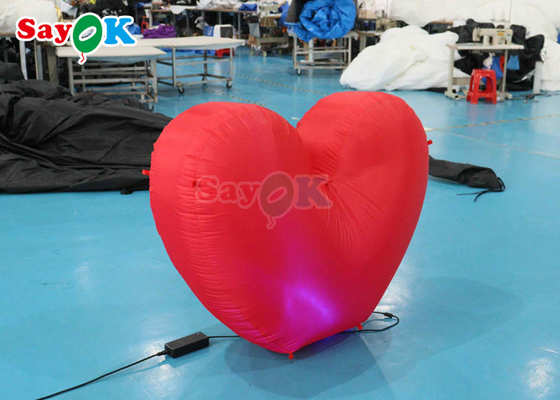 Cœur gonflable géant Proposition de mariage rouge clair Scène pour des événements incroyables