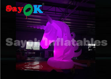 Modèle gonflable géant gonflable éclairage unicorne personnages de dessins animés pour la publicité SGS UL
