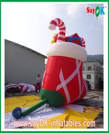 Chaussettes gonflables rouges de Noël de décoration de vacances adaptées aux besoins du client